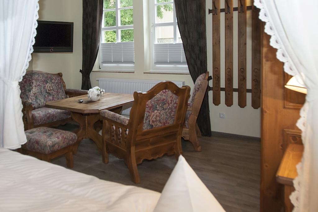 Kindelbrueck Landhotel Altes Pfarrhaus חדר תמונה