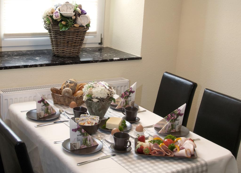 Kindelbrueck Landhotel Altes Pfarrhaus מראה חיצוני תמונה