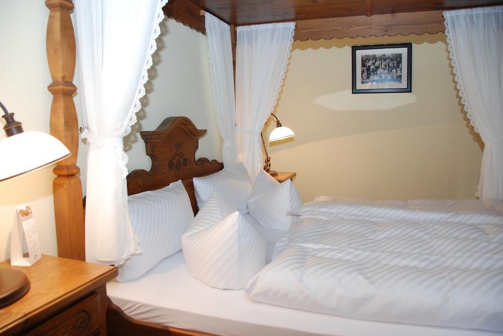 Kindelbrueck Landhotel Altes Pfarrhaus חדר תמונה